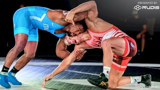 2x World Champion Kyle Dake squares off against 2x World Champion Frank Chamizo.