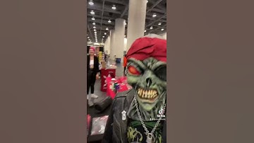 Thumbnail of Crossbone Skully has stolen this earth communication device! Let's #rocknroll ! 🤘