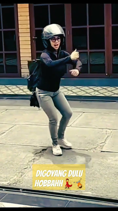 Goyangan Sebotol Minuman #shorts #dangdutkocak #dangdutlucu #dangdut #goyang