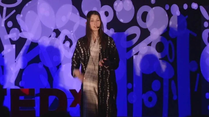 Connecting to oneself | Angela Reynolds | TEDxSapp...