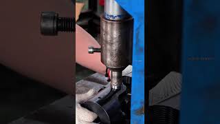 Industrial CNC Milling Machine Shapes Heavy Metal Parts Flawlessly #machine #stickwelding