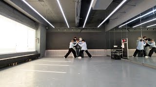 Am8Ic 엠빅 Buzzin Dance Practice