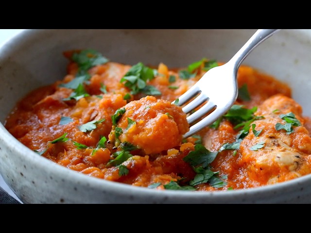 One Pot Spanish Chicken and Potatoes Recipe - Pinch of Yum