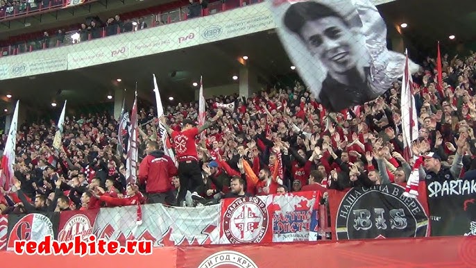 Crvena Zvezda - Cska Moskwa. ( basketball) 25.04.20016 incredible support  of Zvezda Fans 