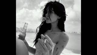 𝘰̈𝘭𝘶̈𝘮𝘴𝘶̈𝘻 𝘢𝘴̧𝘬 𝘷𝘢𝘳 𝘥𝘢 𝘰̈𝘭𝘮𝘦𝘺𝘦𝘯 𝘢̂𝘴̧ı𝘬 𝘷𝘢𝘳 𝘮ı?