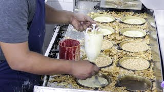 Malaysian Peanut Pancake 'Apam Pulau Pinang'. Singapore Street Food