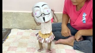 WoooW!! Little Kobie Look Very FUNNY While Girl Wearing A Mask To Welcome Cameraman!!