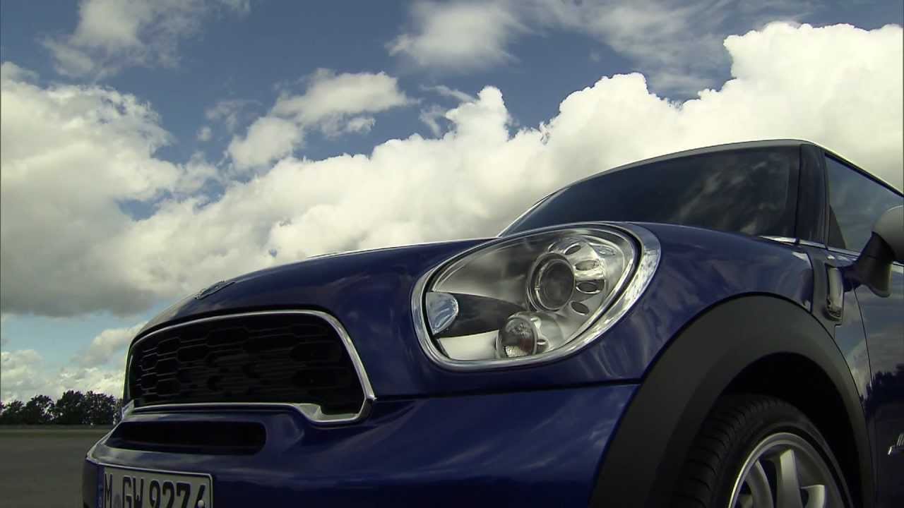 ミニ クロスオーバーの3ドア版 ペースマン デビュー Mini Web Magazine Openers ウェブマガジン オウプナーズ