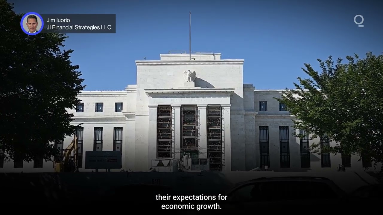 Is the Yield Curve Signaling Recession? | Presented by CME Group thumbnail