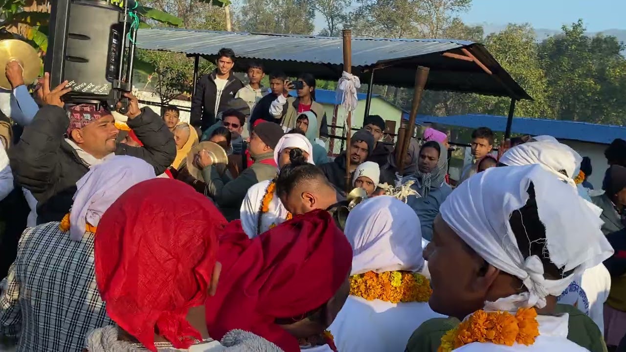 भण्डारि भाइबन्दुको कुलपुजा दाङ 