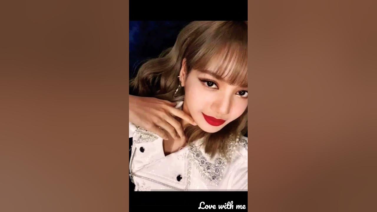 black pink members Lisa tik tok video#blackpink #lasa #rose song 😘🤩🙂🥰 ️ ...