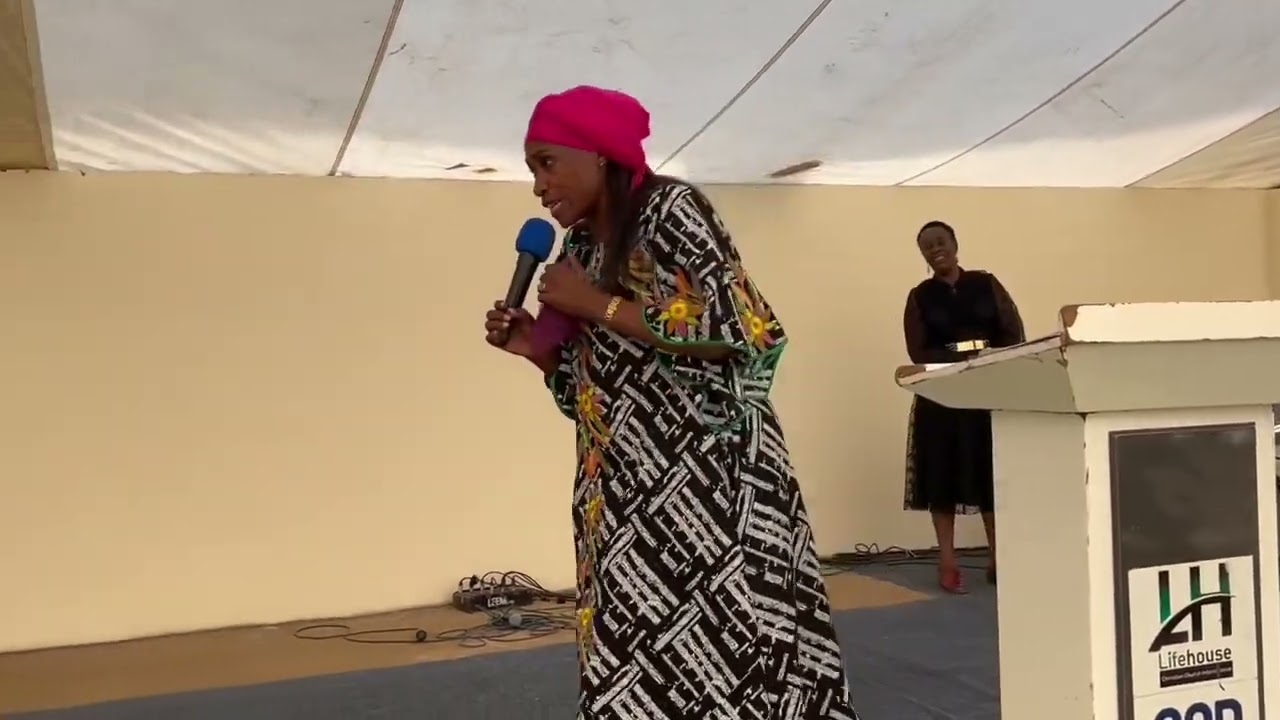 Evangelist Gwatidzo - Usamhanyire zvinhu zvausinganzwisise (Full Sermon)