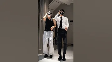 Shake It To The Max Dance Trend 