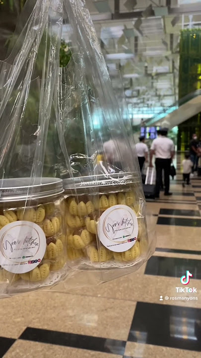Tart Teratai #jewelchangiairport #tartteratai #yonskitchen