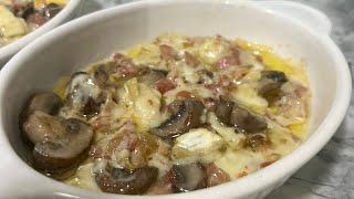 Delicious Brie Cheese Recipe with Mushrooms and Smoked Bacon