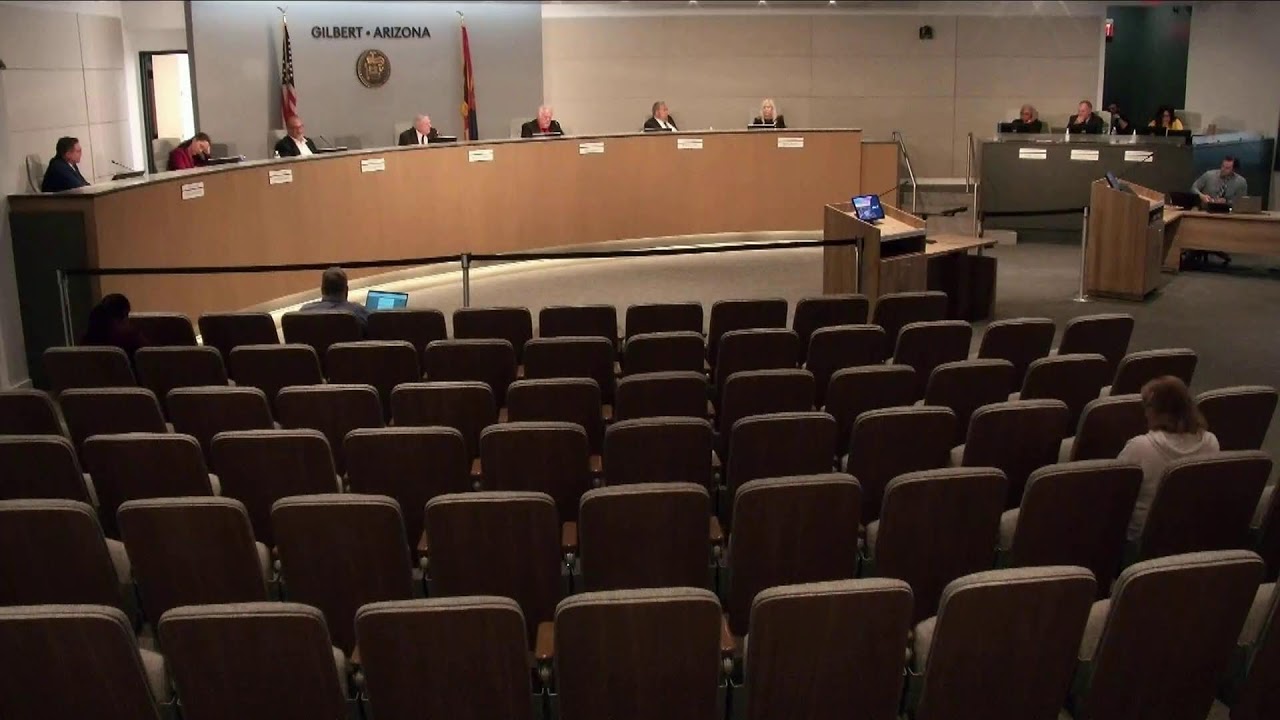 Gilbert approves $1.65M Hunt Highway grant 6-1 despite budget concerns, raises utility rates