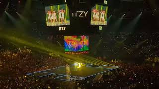 [4K] 220820 ITZY (있지) Sneakers + Intro VCR | KCON LA