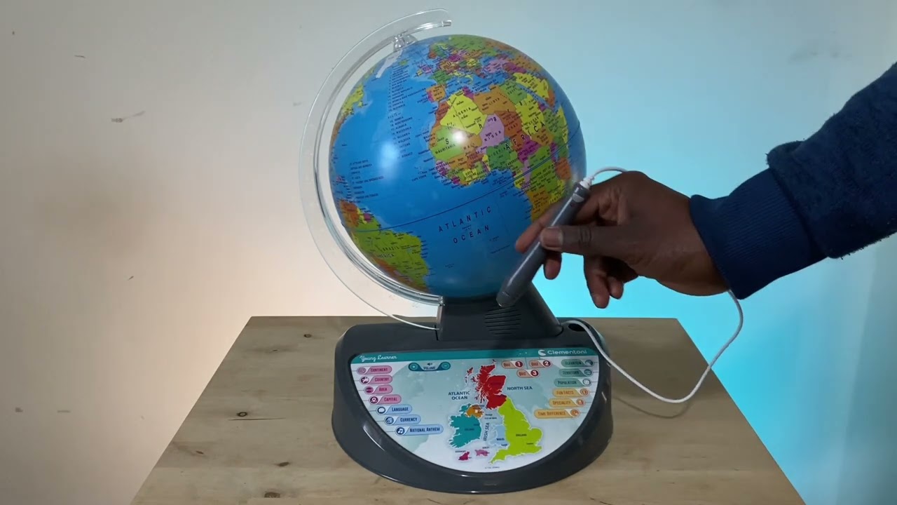 Clementoni - Educational Talking Globe - Explore the World 