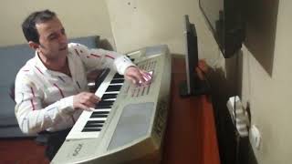 Ketron Xd9 Evlerinin Önü Boyalı Direk Piyanist İsmail Akça