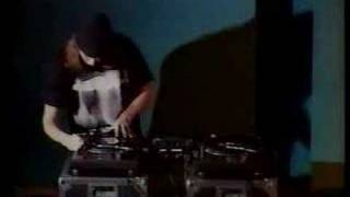 DJ Swamp DMC routine from 1996