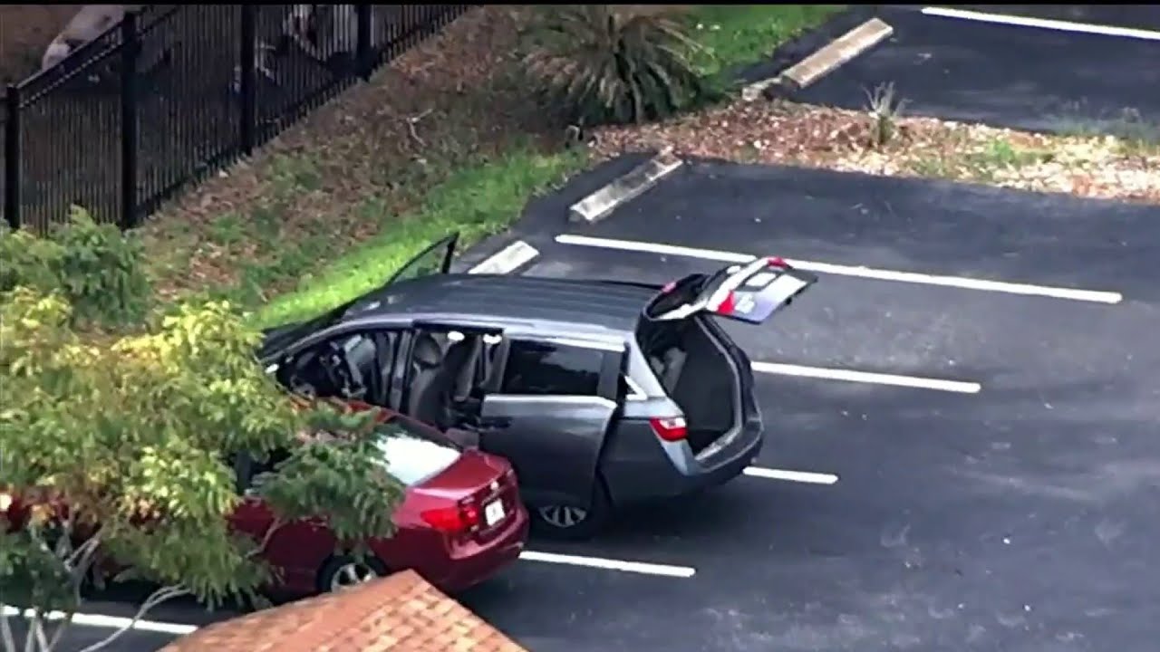 Toddler dies after being left in hot car outside Jacksonville Beach ...