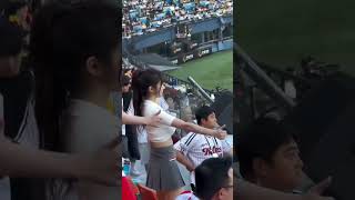 &quot;일상 속의 작은 행복 찾기, 소소한 순간들을 기록하는 브이로그!&quot;