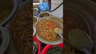 Eating a $0.40 Meal in Bangladesh 🇧🇩 | Street Food Experience