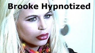 Lady in trance 14 - Brooke Hypnotized.