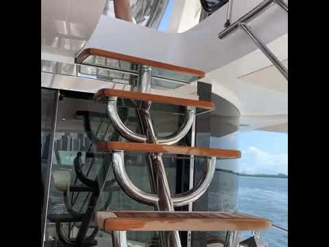 VIP QUEENS YACHT DAY! DREAM BIG! JENNIFER NICOLE LEE VIP QUEENS YACHT DAY! DREAM BIG! JENNIFER NICOLE LEE