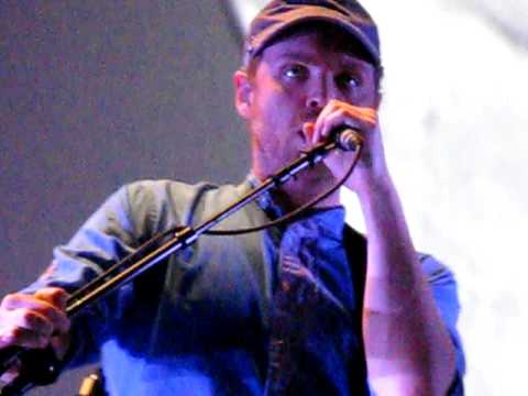 Jonny Buckland of Coldplay "42" on 11-03-08, Detroit