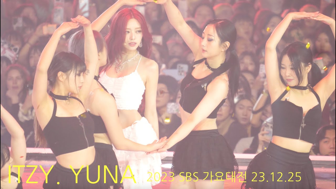 ITZY. YUNA (있지. 유나) YOU & ME by Jennie 2023 SBS 가요대전 /23.12.25/