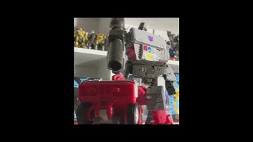 Posing SS86 MEGATRON! The BEST G1 MEGATRON EVER! #transformers #studioseries