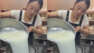 I spend every day at the sweet soup shop, going out early and returning late has become the norm