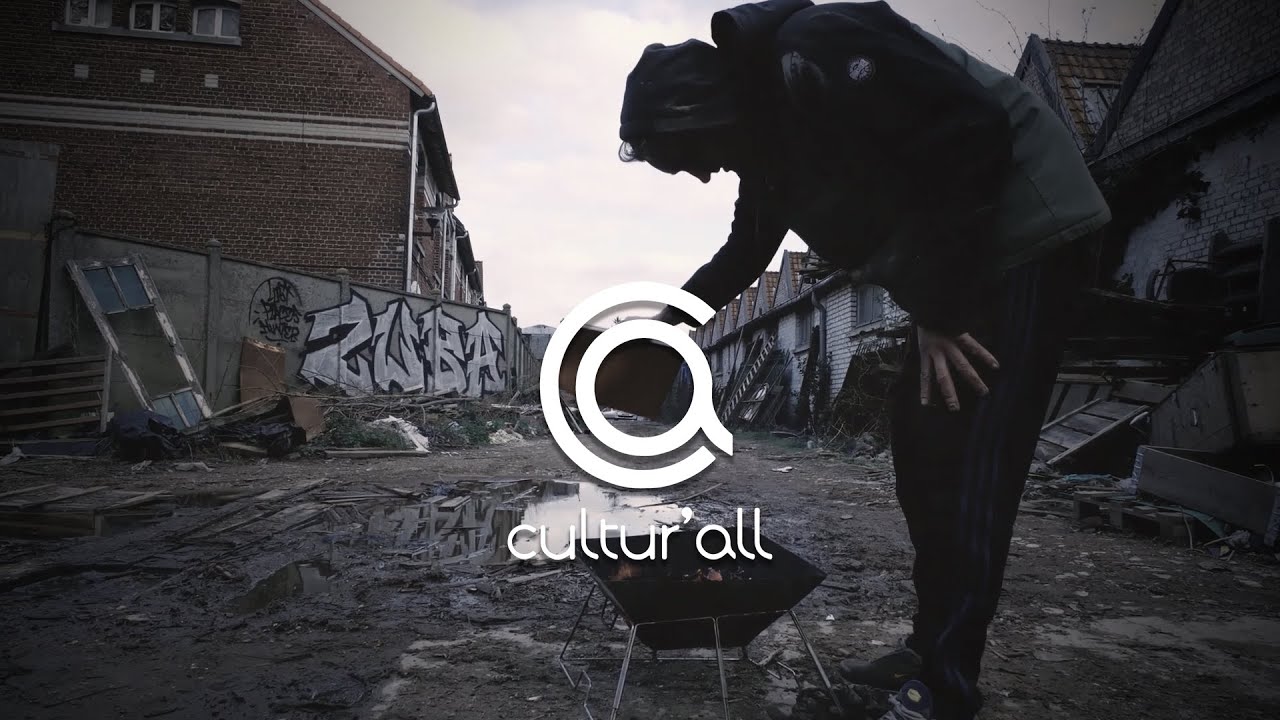 Friche industrielle du Nord. Session graffiti des familles.