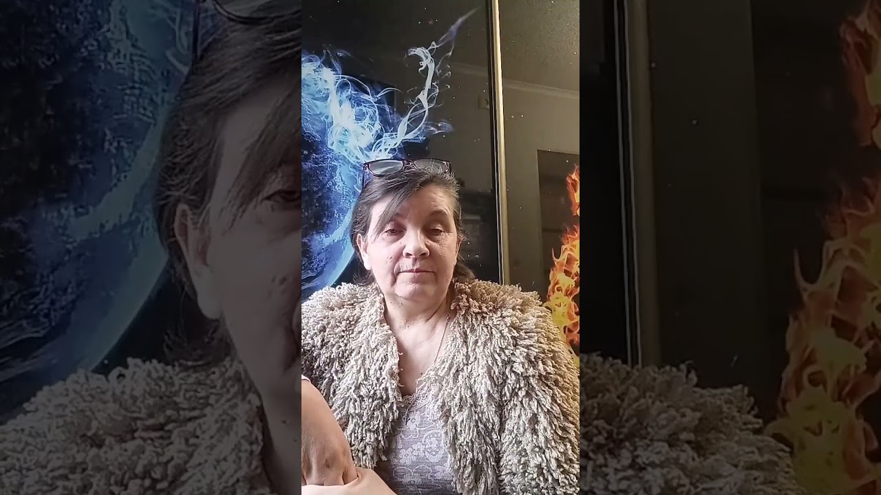 Точка превратилась в троеточие...