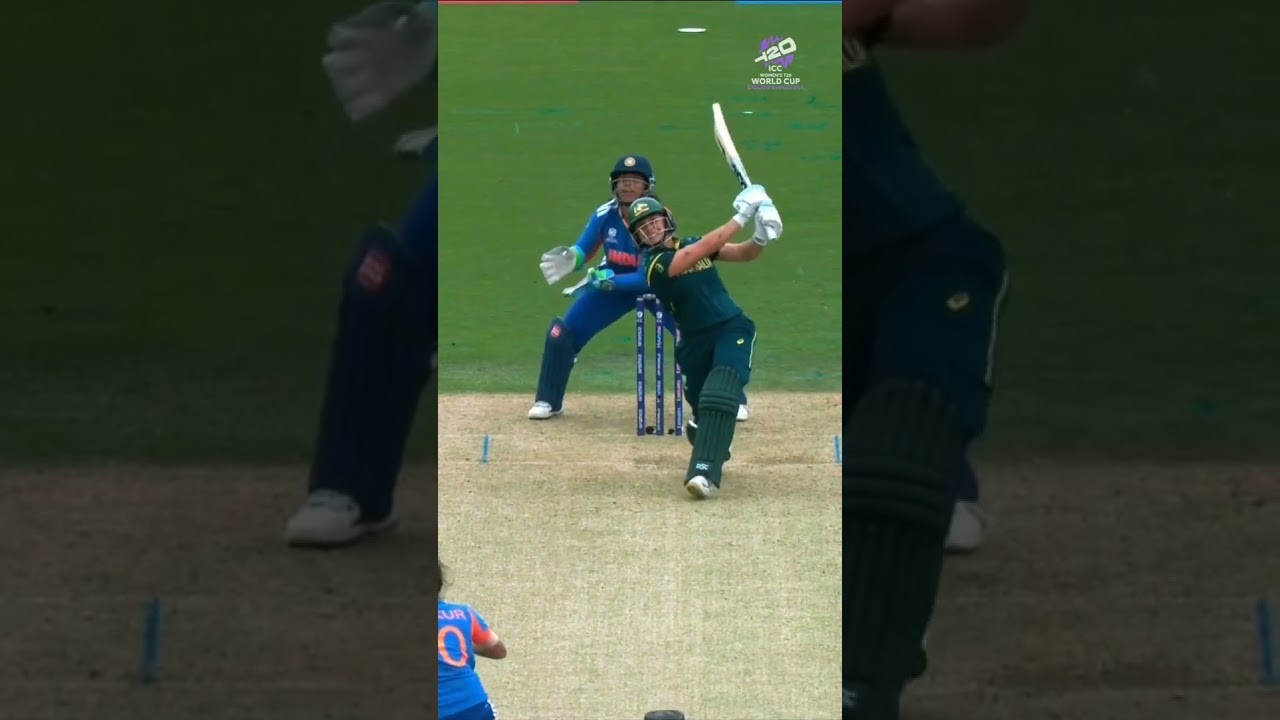 Ash Gardner stacking the odds in favour of Australia with a long hit 🚀 #T20WorldCup