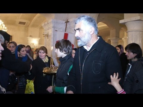 სამების ტაძრის დიაკონი გურამ ოთხოზორია ათონის მთაზე. http://www.videogadageba.ge/