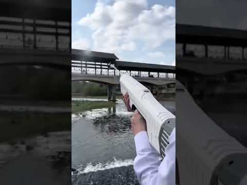 Video Súng nước siêu xịn sò #Shorts - youtube