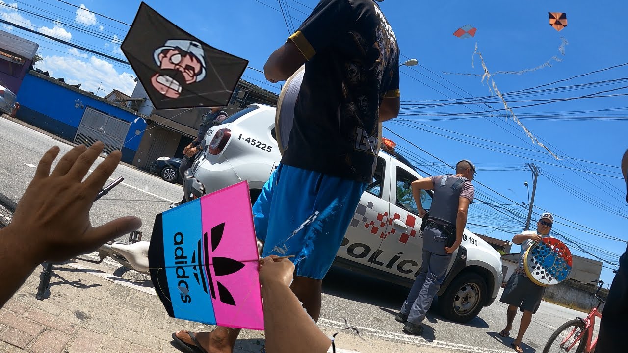 PIPA RABIOLUDA VOADA DEU ATE POLICIA DEU RUIM