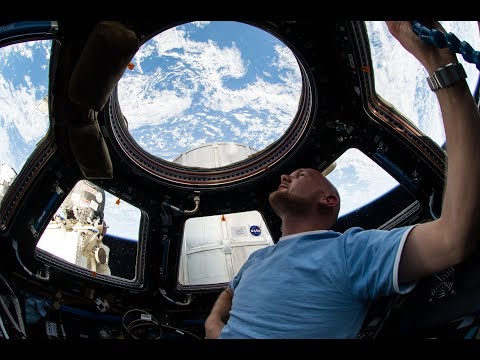 Video: Ar kosminėje stotyje yra dušai?