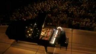 Barenboim plays Beethoven " Les Aieux" Sonata No. 26 in E Flat Major, Op. 81a, 1st and 2nd Mov.