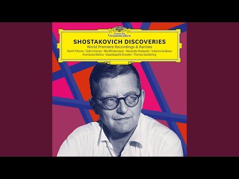 Putar 5 Pieces for Two Violins and Piano (Arr. Atovmyan) : Shostakovich: 5 Pieces for Two Violins and Piano (Arr. Atovmyan): No. 3, Elegy - Gidon Kremer
