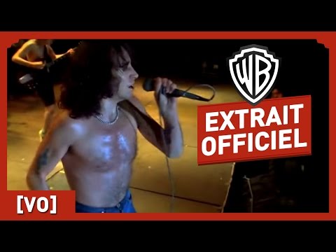 AC/DC Let There Be Rock - Extrait 2 (A Whole Lot Of Rosie) - Angus Young