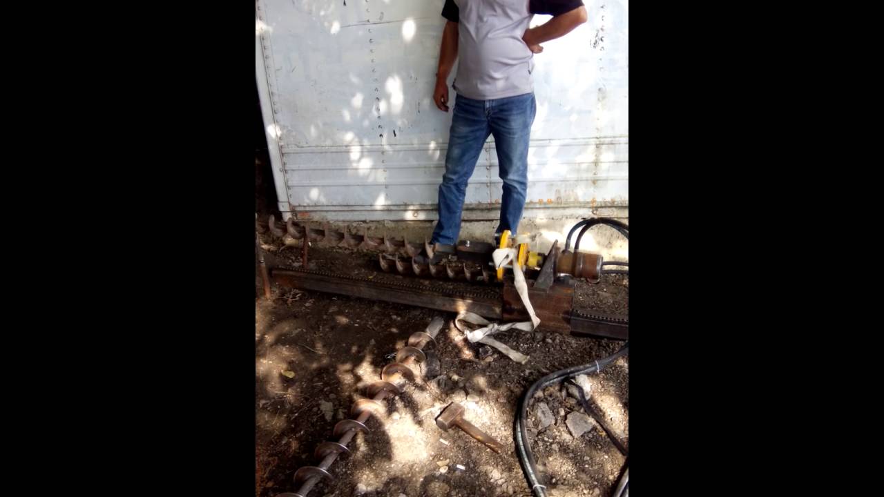 DIY Homemade horizontal auger - YouTube