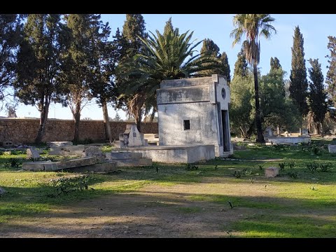 خطير تخريب المقبرة المسيحية ونبش قبورها ولا من يحرك ساكنا