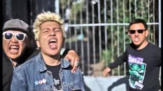 HARI GENERASI feat BUUX FREDERIKSEN - POSER  (THE  MUSIC VIDEO)