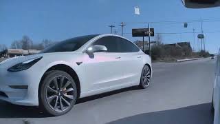 Tesla Model S Plaid Vs. Tesla Model 3 Resimi