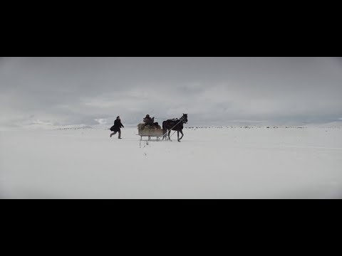 Les Herbes Sèches (About Dry Grasses) - French Trailer