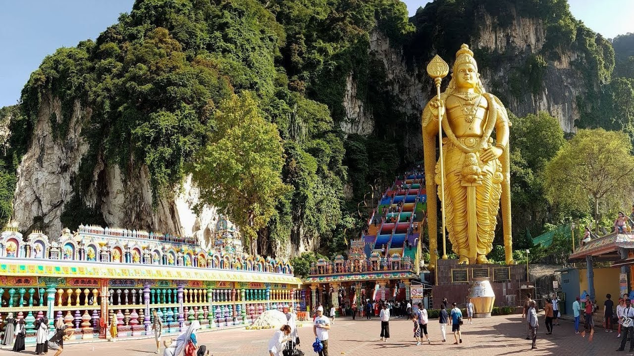 Batu Caves in Kuala Lumpur - YouTube