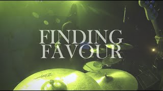 Video-Miniaturansicht von „Finding Favour - Refuge (Official Lyric Video)“